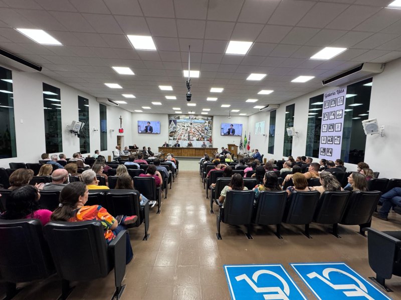 Câmara Municipal tem 6 projetos para votação nesta segunda-feira