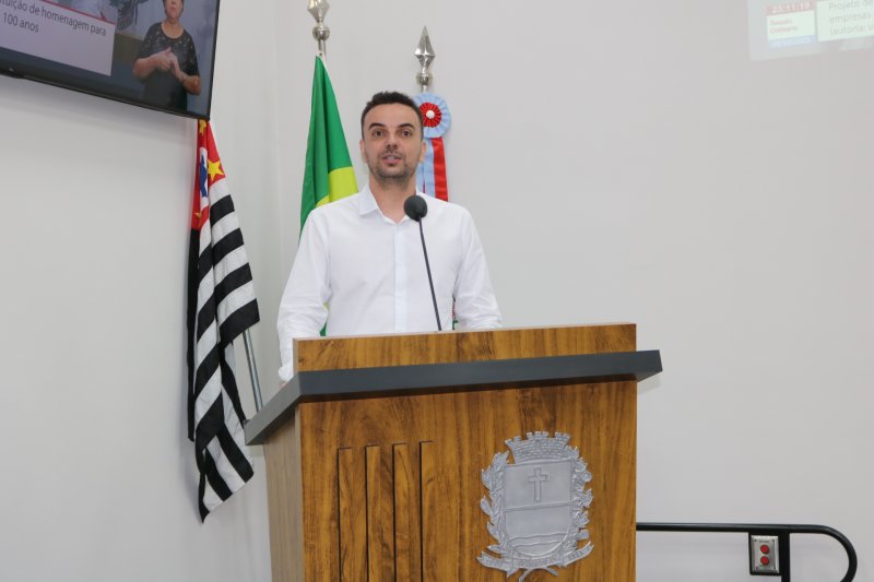 Câmara Municipal de Penápolis aprova criação de honraria para instituições e empresas centenárias