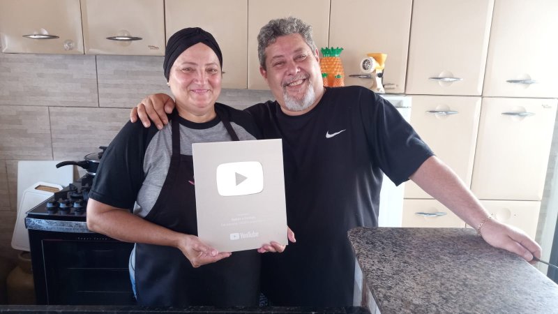 Sabor e Festas: Penapolense abre sua cozinha no Youtube e  busca um milhão de inscritos na plataforma
