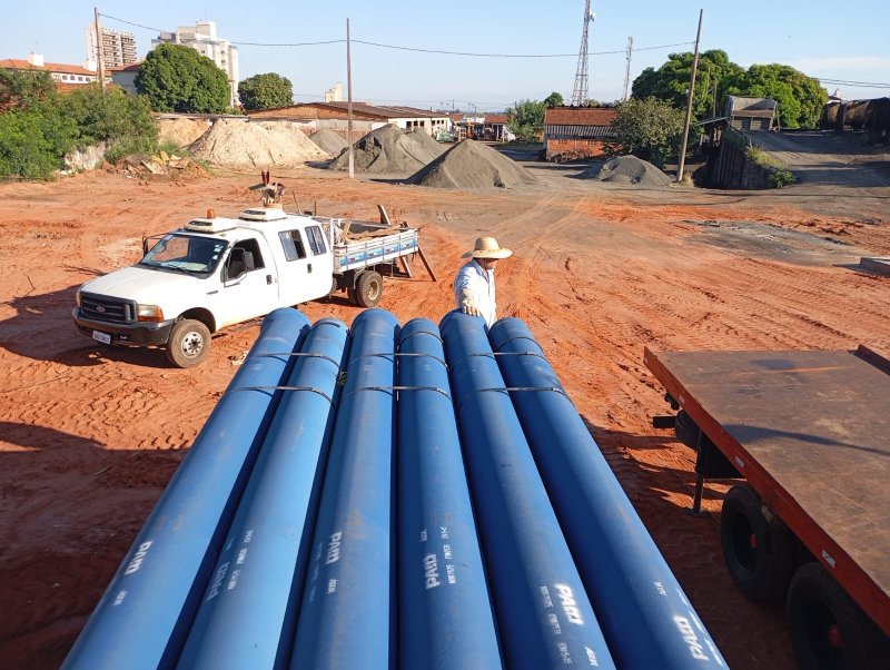 Penápolis avança em obra de interligação do poço profundo ao sistema de abastecimento de água