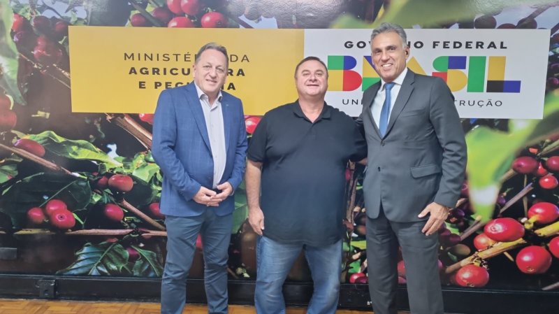 Prefeitura solicita novos equipamentos e investimentos ao Ministério da Agricultura