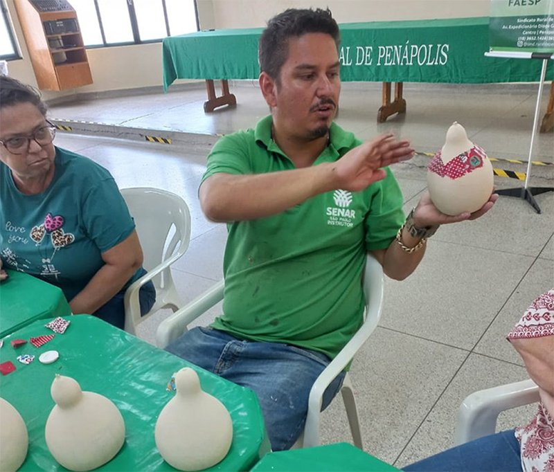 Curso gratuito de artesanato com cabaças será realizado em Penápolis com vagas limitadas