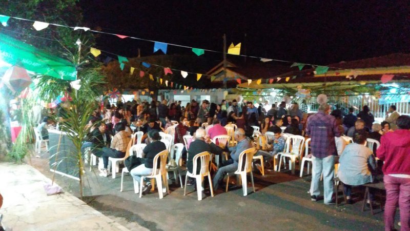 Moradores da Vila Fátima se reúnem para celebrar São João
