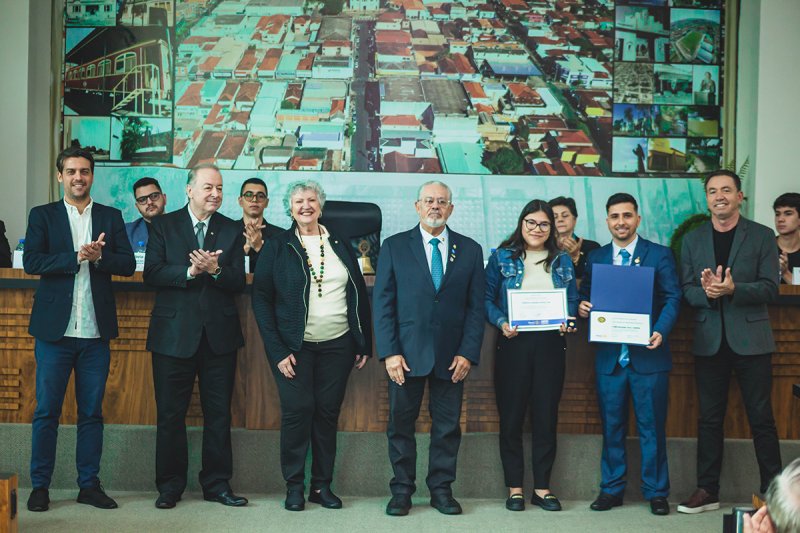 Conselho Diretor 2025-26: Rotary e Rotaract Club de Penápolis realizam cerimônia