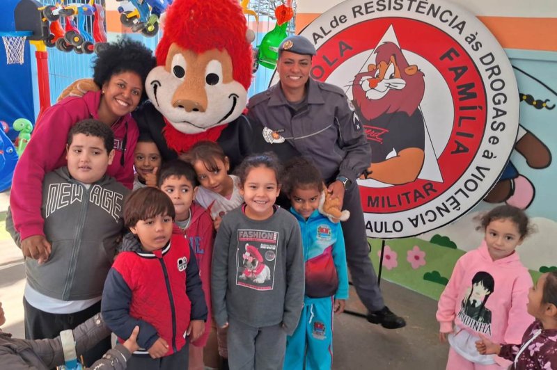 Sílvia Covas: crianças de Emei participam do Proerd infantil