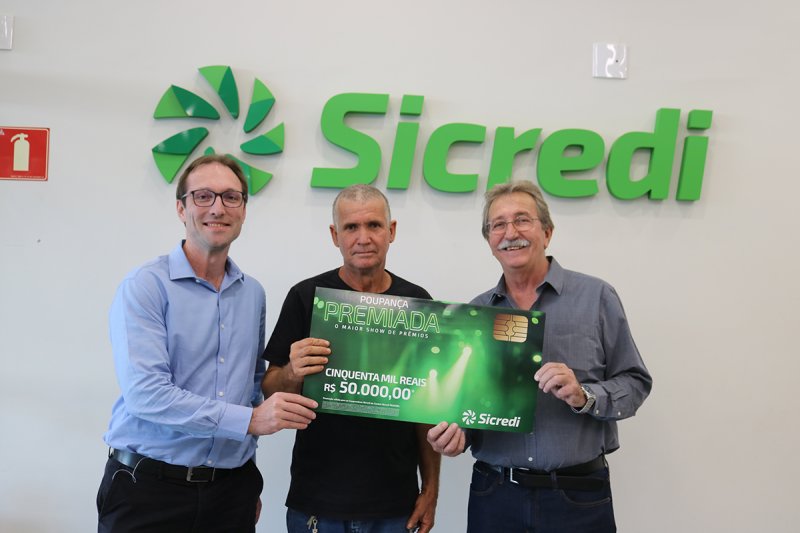 Associado Sicredi ganha R$ 50 mil em campanha poupança premiada