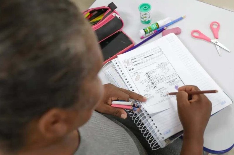 Programa EJA: matrículas para Educação de Jovens e Adultos abrem dia 28 de julho