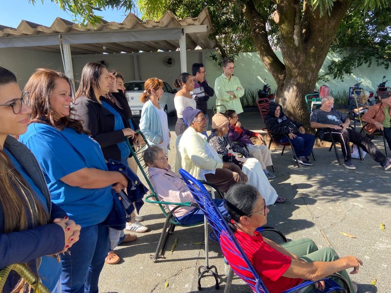 Equipe de Promissão visita Centro Dia do Idoso