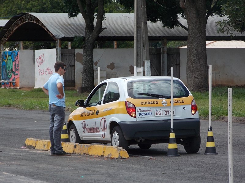 Governo Federal quer o fim das aulas obrigatórias para aluno obter sua CNH