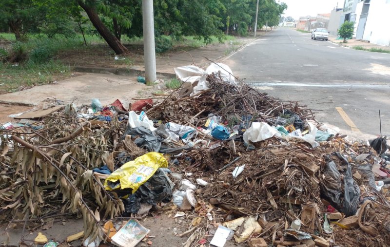 Ações contra o descarte irregular de lixo são intensificadas em Penápolis