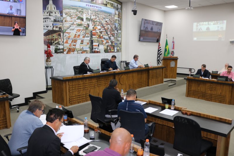 Câmara votará projeto da reforma administrativa nesta segunda-feira