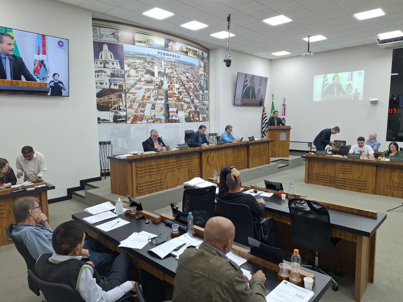 Câmara Municipal votará 4 projetos em sessão nesta segunda-feira
