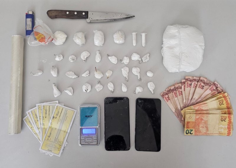 Polícia Militar prende homem com drogas e munições no Florença