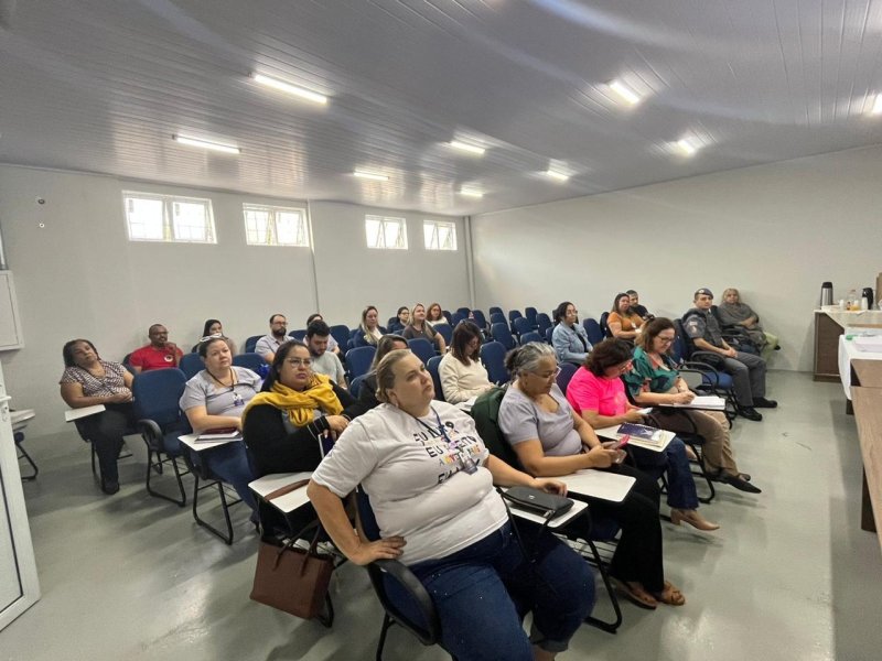 Sedes: encontro discute protocolo de atendimento à pessoa em situação de rua