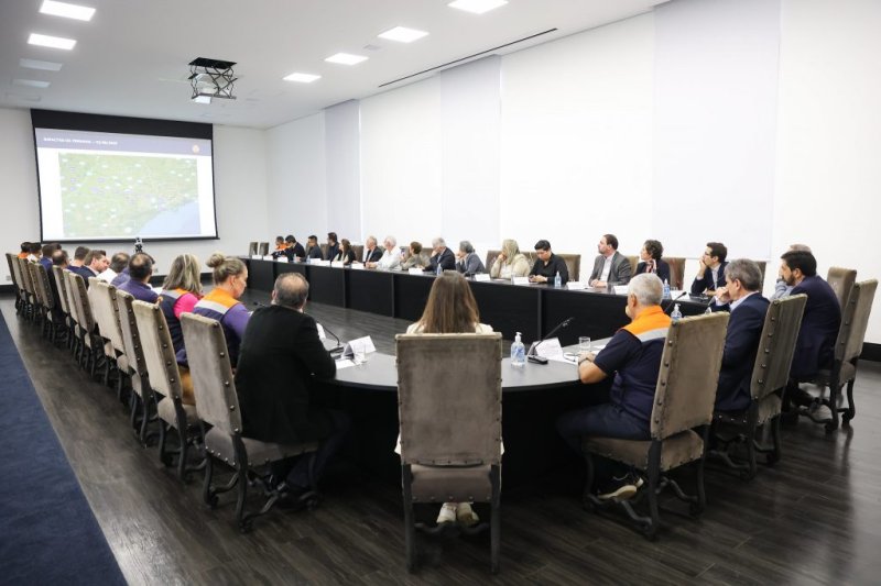 Palácio dos Bandeirantes: prefeitos participam de reunião sobre medidas emergenciais