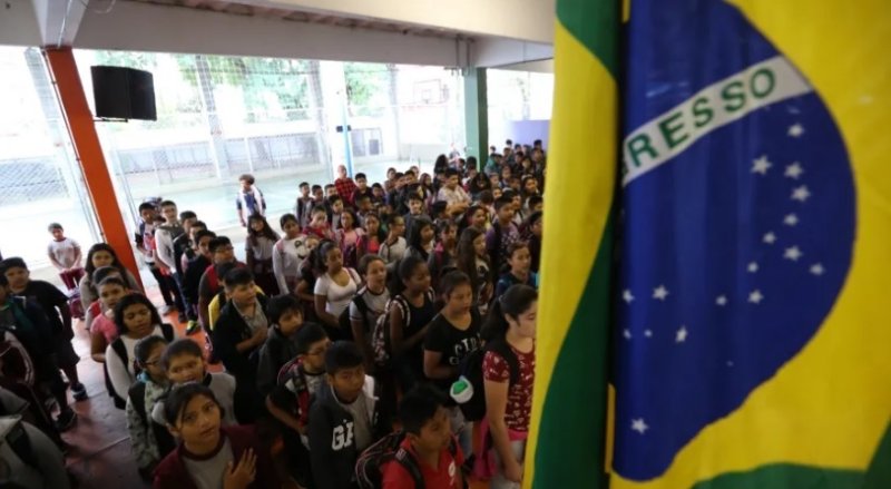 Projeto institui execução do Hino Nacional nas escolas municipais