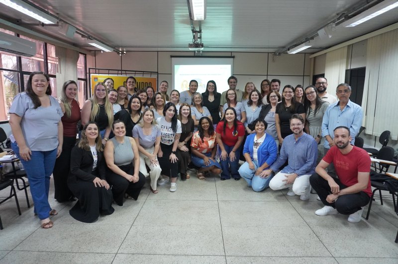 Profissionais participam de capacitação sobre benefícios eventuais