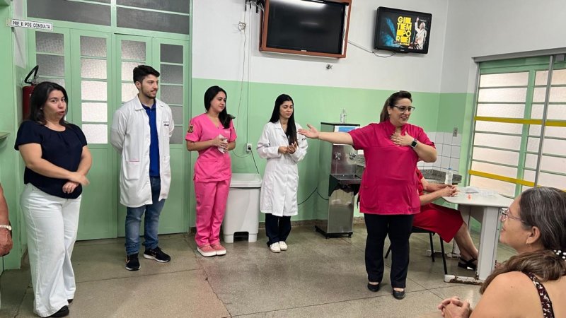 Macros e Unidades Básicas de Saúde de Penápolis promovem ações alusivas à Campanha Outubro Rosa