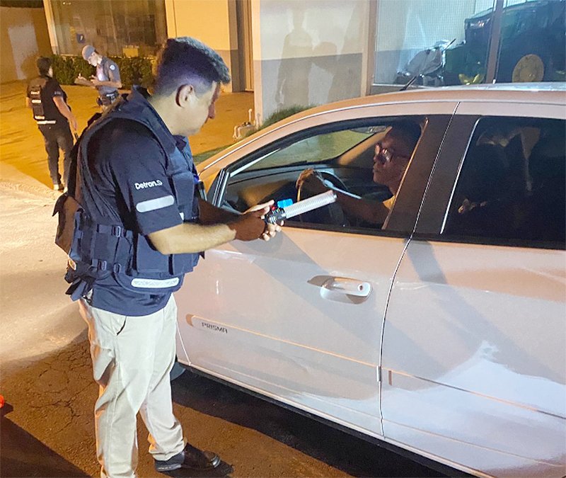 Operação Direção Segura Integrada é realizada em Penápolis para combater alcoolemia ao volante