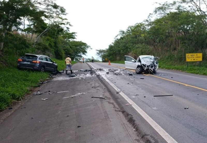 Motorista morre após colisão na SP-425, em Clementina