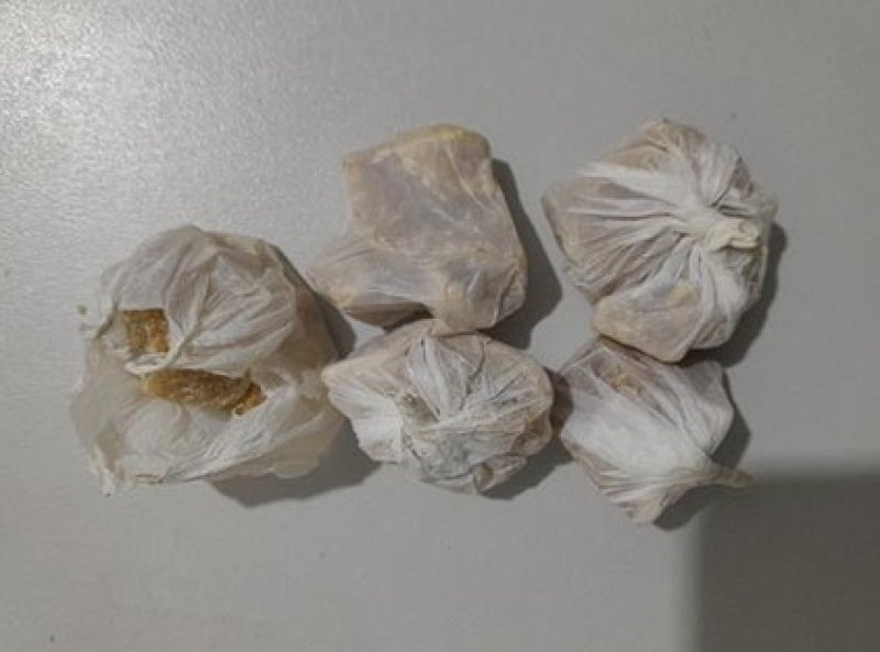 PM prende acusado de tráfico no bairro Santo Antônio