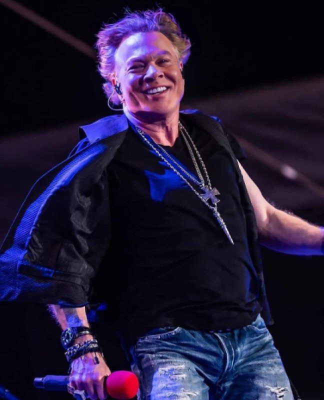 Guns N Roses em Rio Preto: mais de 5 mil fãs madrugam em fila por ingresso