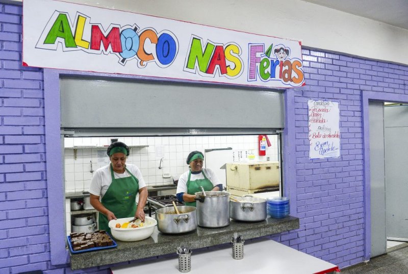Alunos podem manifestar interesse por refeições nas escolas no período de férias