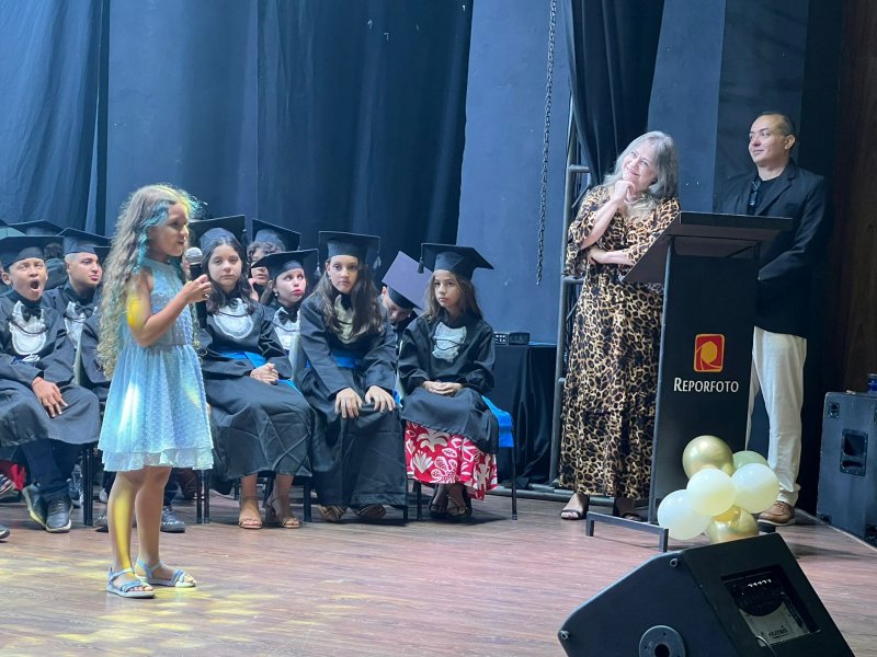 Educação: formatura dos 5º Anos da PEI Luiz Chrisóstomo de Oliveira celebra conquistas e encerra ciclo de aprendizagens