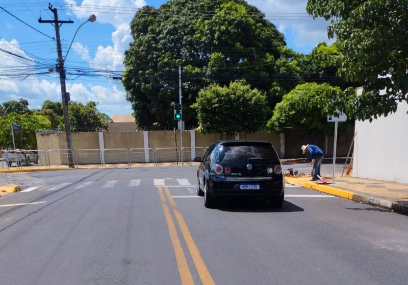 Avenida Santa Casa: novo semáforo entra em operação na cidade