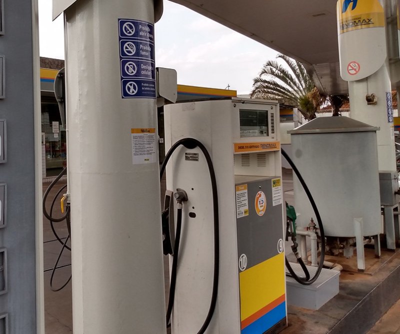 Penápolis: alta nos combustíveis preocupa motoristas e levanta alerta sobre possível falta de diesel