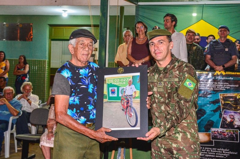 Evento: Tiro de Guerra homenageia mães e 