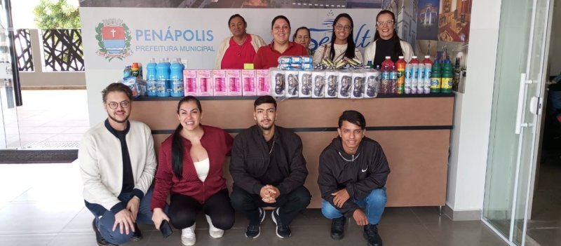 Secretaria de Desenvolvimento Social entrega doações ao Moveca