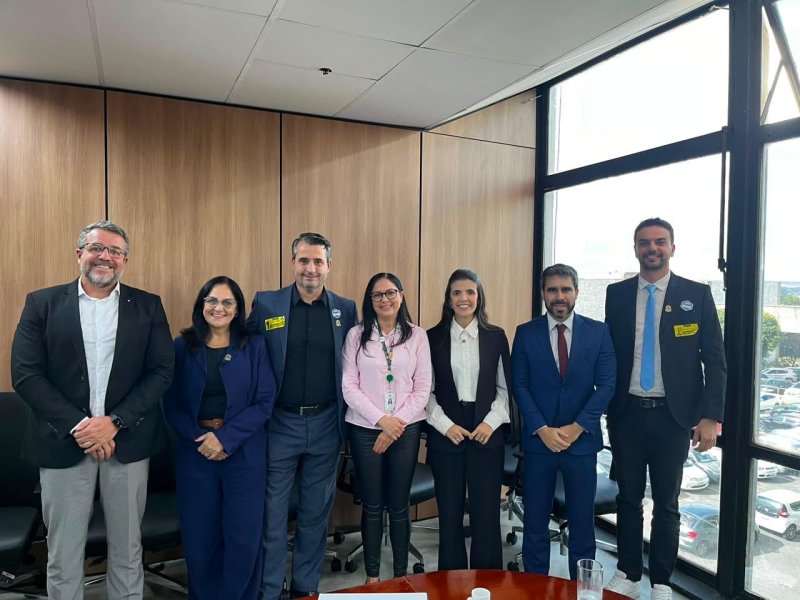 Brasília/DF: vereadores buscam em Ministérios novos recursos