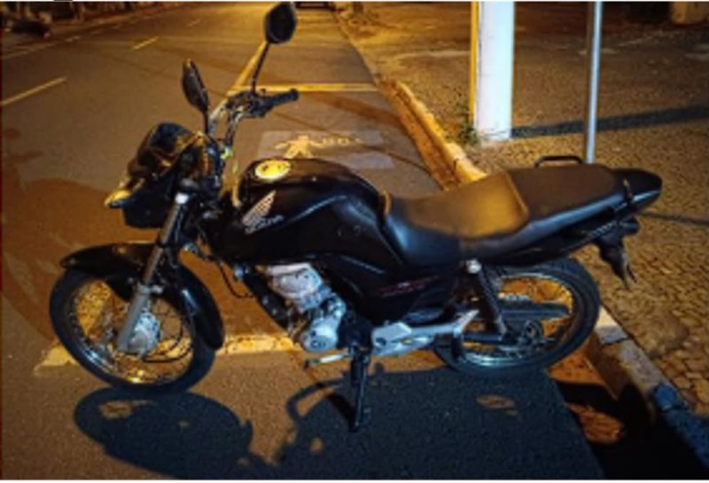 PM prende acusado de tentar furtar moto no Mais Parque