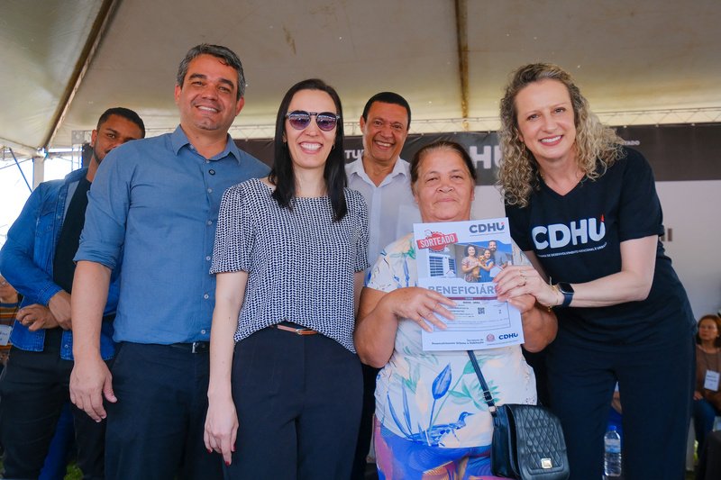 CDHU sorteia cerca de 130 casas para famílias inscritas
