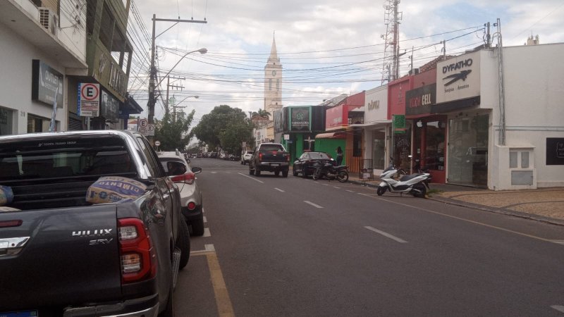 Dia dos Pais terá sorteio de iPhone 16 no comércio de Penápolis