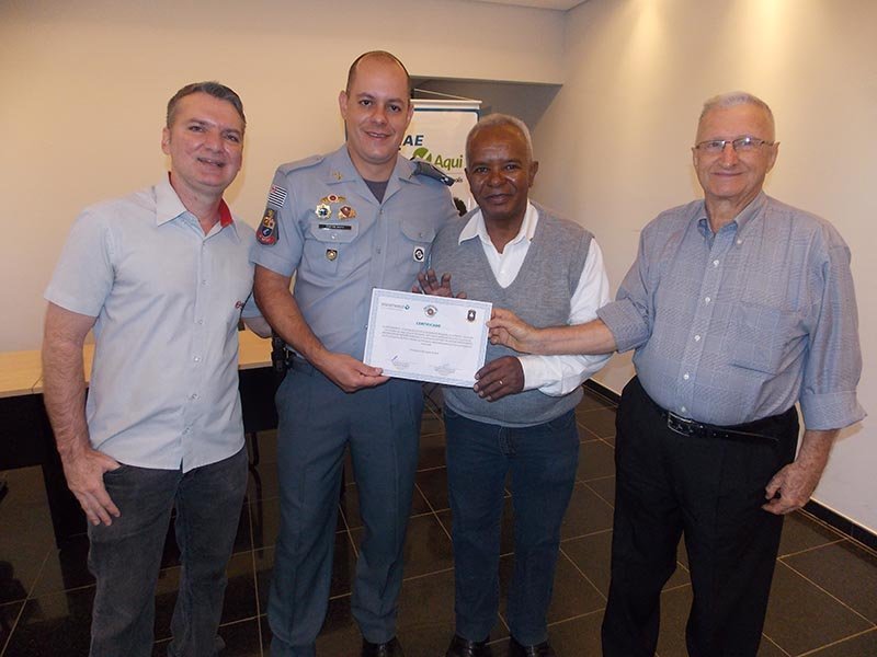 Major que comandou a PM de Penápolis fica gravemente ferido durante combate a incêndio 