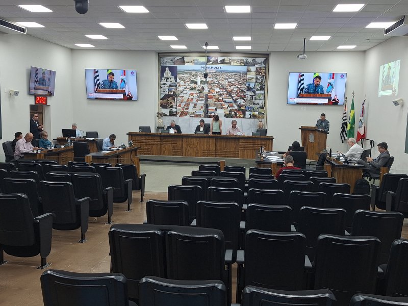 Câmara tem 4 projetos para votação em sessão na terça-feira