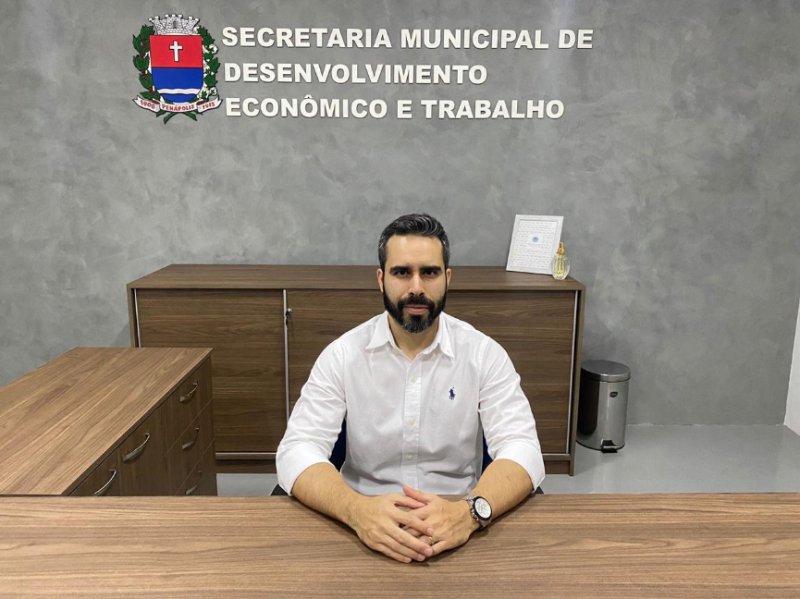 Penápolis contratou 9.351 pessoas e fechou 2025 com o 2º melhor saldo de empregos da região