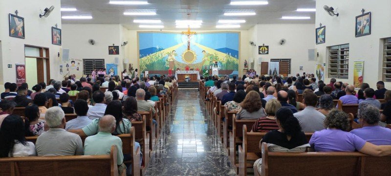 Dia 12: festa de Nossa Senhora Aparecida terá carreata, procissão e missa campal em Penápolis