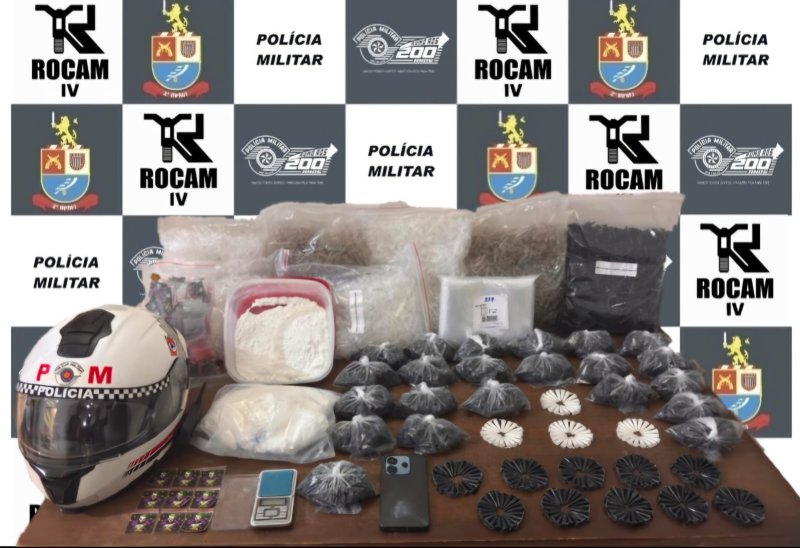 Rocam prende mulher com 2,4 mil porções de cocaína em Birigui