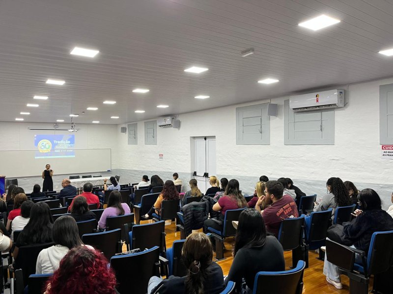 Curso de Pedagogia da Funepe celebra o Dia dos Professores e comemora 60 anos de história