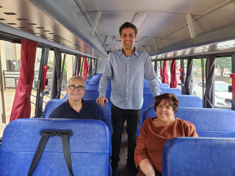 Transporte: Prefeitura adquire novo ônibus escolar
