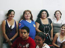 Jovens participam de cursos profissionalizantes