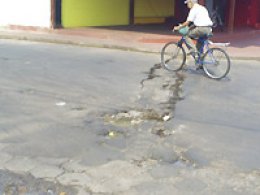 Buraco no centro gera reclamação