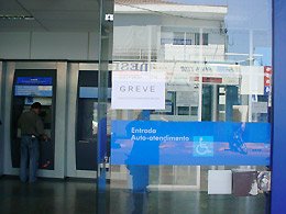 Greve: Nossa Caixa e CEF aderem a paralisação