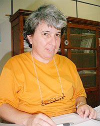 Alívio: Secretária garante salário e 13º dos servidores municipais