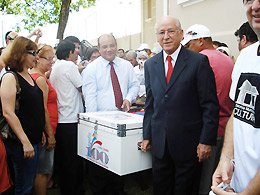 Emoção marca abertura do Baú do Cinqüentenário