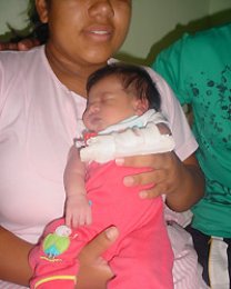 Nascimento: Primeiro bebê do ano é do sexo feminino