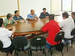 Salário: Prefeitura propõe reajuste salarial de 6,45% aos servidores